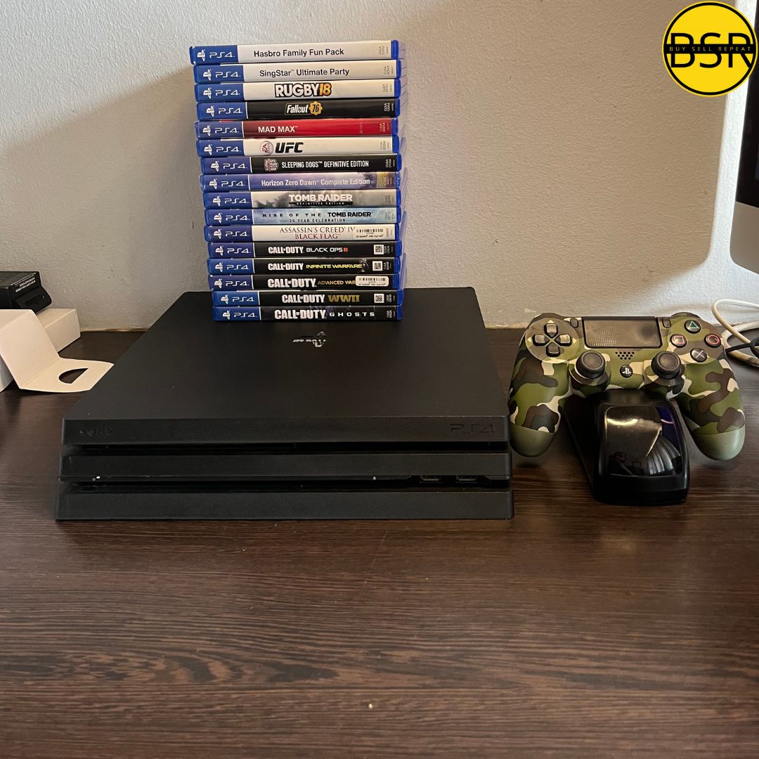 Sony PlayStation 4Pro  - Accessory Bundle (Excellent)
